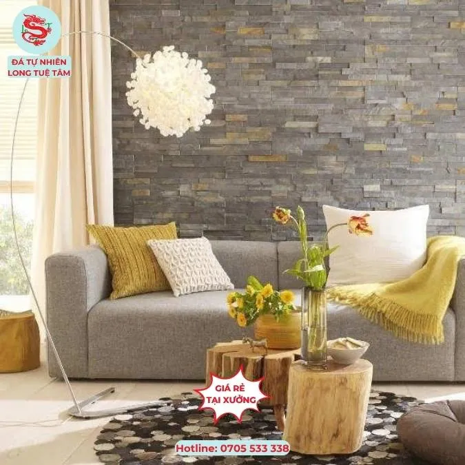 Đá ốp tường phòng khách với đá ghép đen