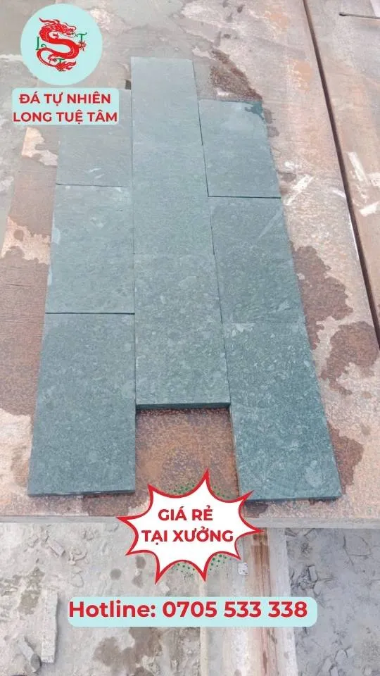 Đá xanh rêu lát sân