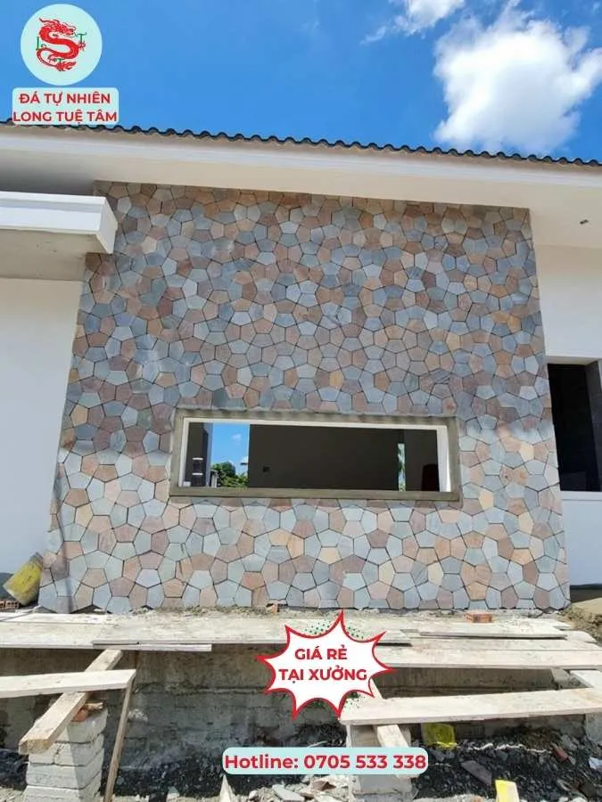 mẫu đá ốp tường mặt tiền với đá ngũ giác