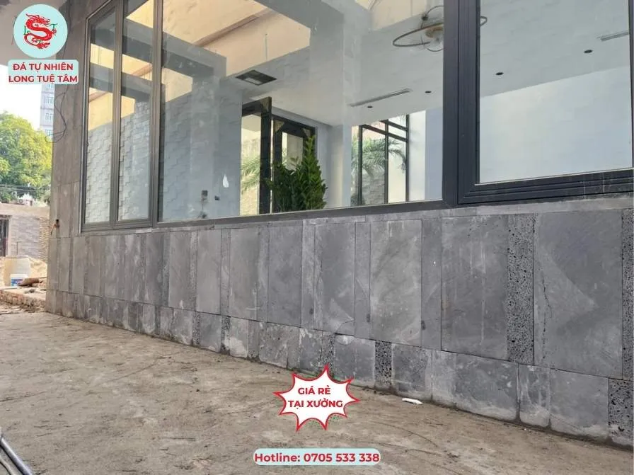 Các mẫu đá ốp chân tường với đá tổ ong ốp đứng