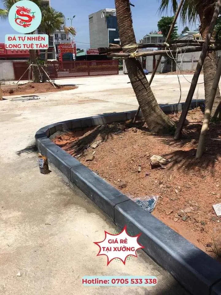 Đá bó vỉa xanh đen Thanh hóa ốp bồn cây
