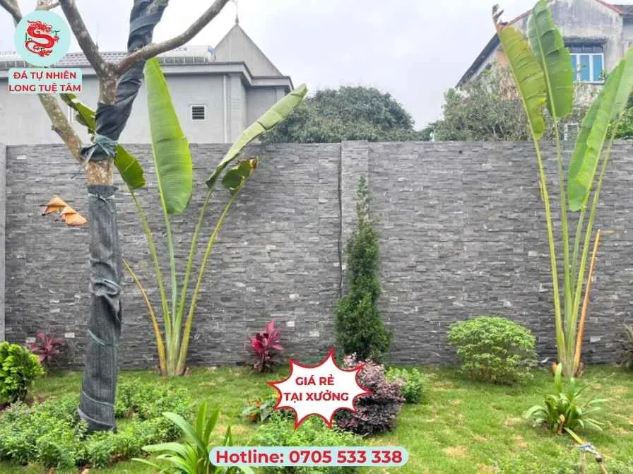 Đá ghép đen ốp tường rào