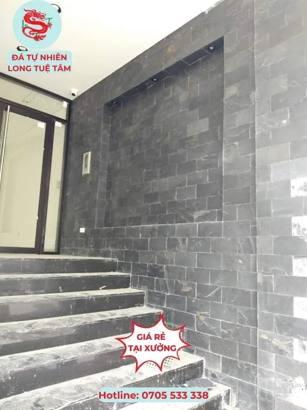 Tường ốp đá chẻ
